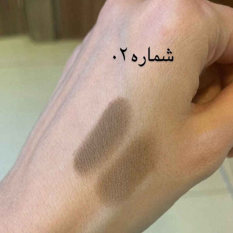 سایه ابرو پودری دو رنگ شماره 02 این لی 6گرم