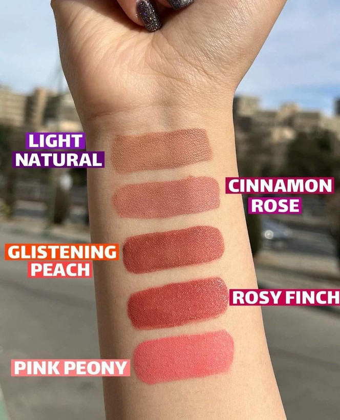رژ گونه مایع میچانو رنگ Cinnamon Rose حجم 12میل بافت سبک و مناسب انواع پوست ساخت کشورکره